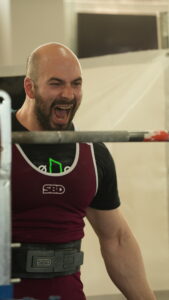 Powerlifting: Cos'è e quali sono i benefici di questo sport